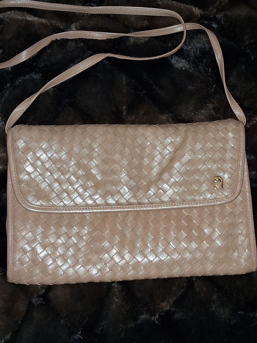 Woven Leather Crossbody Shoulder Bag in Beige